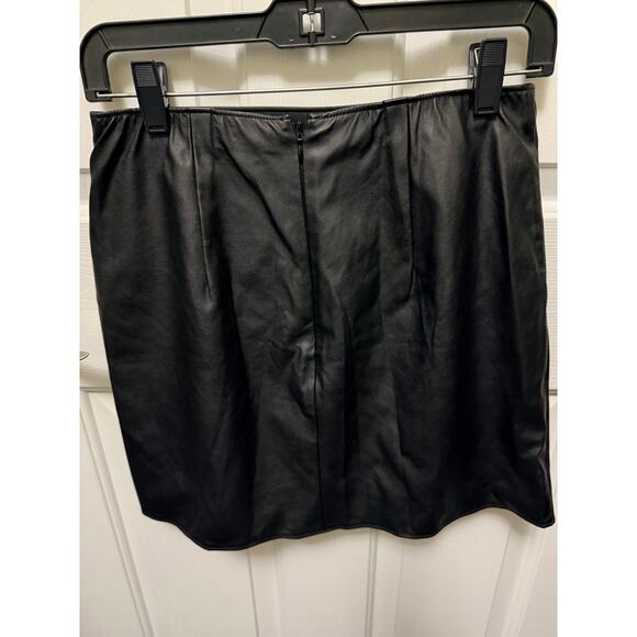 Abercrombie & Fitch Black Faux Leather Wrap Mini Skirt Women’s Small Y2K - Picture 2 of 12